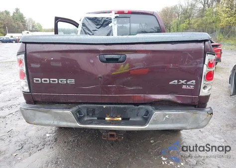 2004 Dodge Ram 1500 Slt/Laramie z USA, uszkodzony, nr VIN 1D7HU18D94S736777